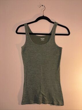 Mossimo Supply Co. Ladies Sleeveless Olive  Ribbed Tank Top Size Medium